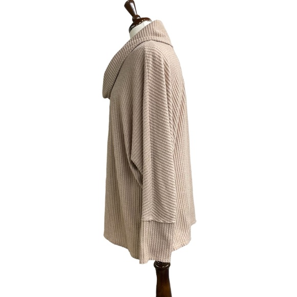 Lularoe Kristen waffle knit cowl neck with crisscross front Large - Picture 3 of 11